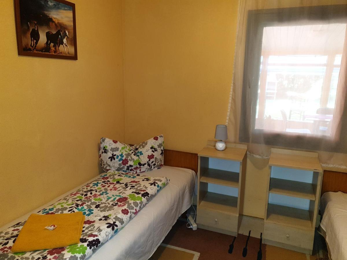 Aparthotel Raba Part Apartman Rabaszentmihaly Exterior foto